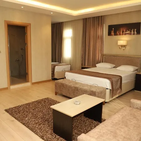 Othello 3*
